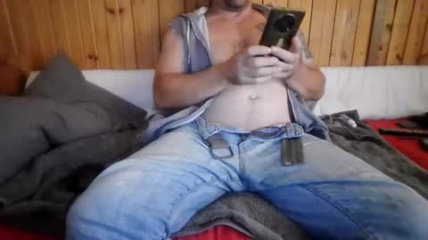 Tom Hardmen online show from April 26, 9:40 am