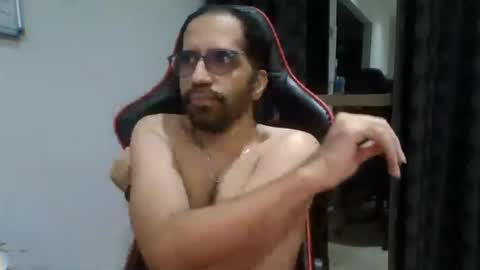 kinky_one1 online show from July 15, 9:41 pm