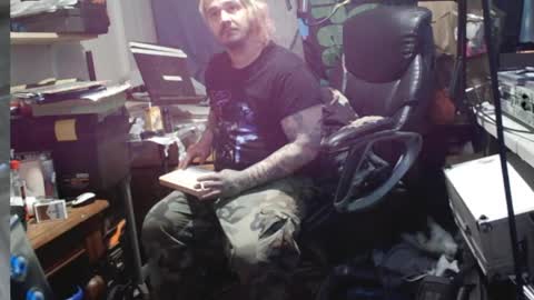 Kinky Cassie online show from April 8, 8:39 am