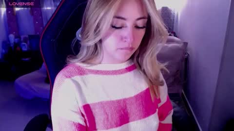  Sara  online show from February 13, 3:48 pm