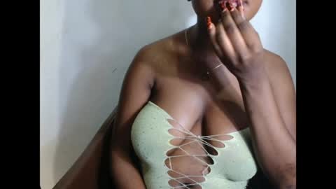 kinkyjuicexx online show from April 8, 9:12 am