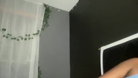 Snapshot of kinkykittee chatting on February 9, 7:48 am Bunniii online show from February 9, 7:48 am