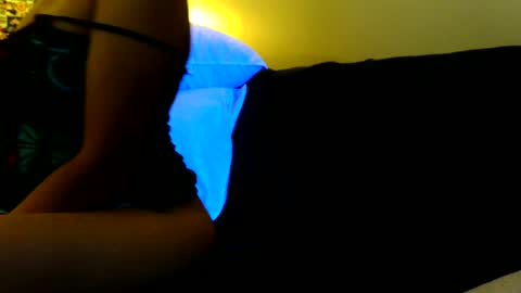 Kinkymilf412420 online show from June 27, 5:35 am