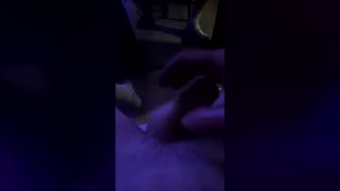 kinneymichael1996 online show from August 6, 4:43 am