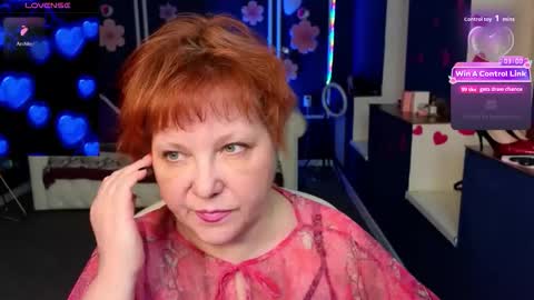 Kira Kennet online show from March 8, 7:40 pm