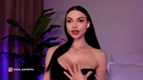 Kira and friends online show from May 3, 7:31 pm