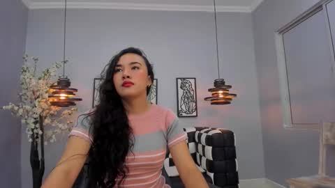Snapshot of kira_naughtty chatting on October 1, 11:31 am Kira Naughtty online show from October 1, 11:31 am