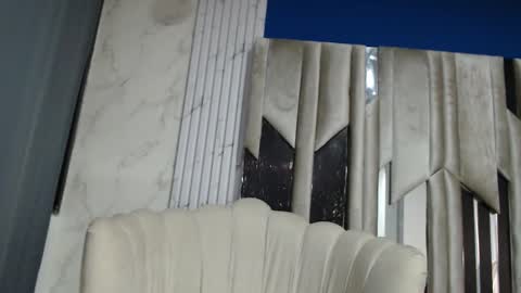 kiraawild online show from October 28, 7:48 pm