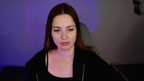 kiravair online show from November 14, 1:35 pm