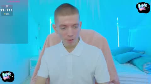    online show from October 19, 9:25 am