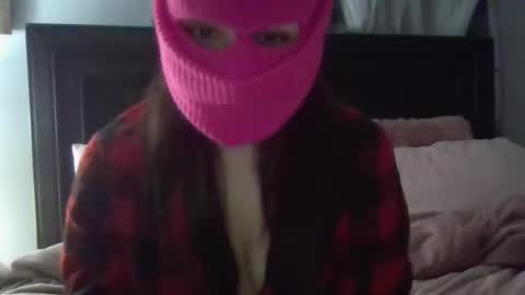 kissandtell1357 online show from October 30, 3:29 am