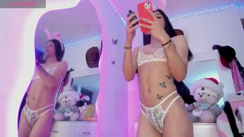 kisses_of_daniela online show from March 3, 2:40 am