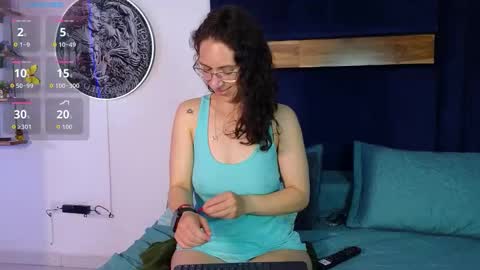 Kissing Company online show from September 14, 7:10 am