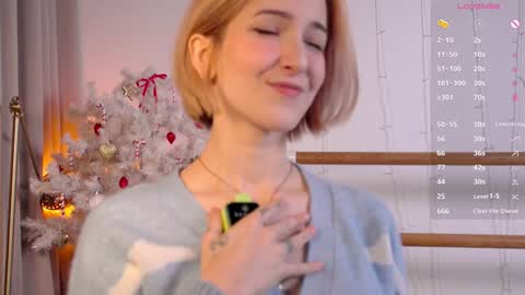 Kate  online show from December 13, 1:55 pm