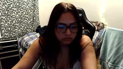 kissminni online show from July 7, 3:52 am