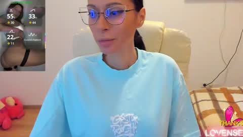 kisssnicol online show from March 7, 5:13 pm