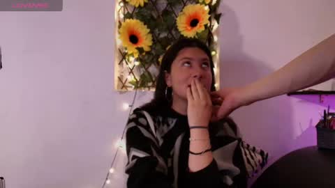 Helena and Brad online show from April 24, 4:03 am