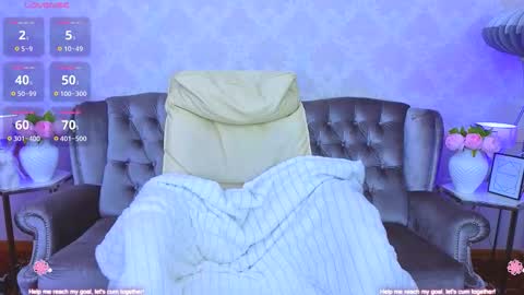 kitness online show from November 29, 9:00 pm