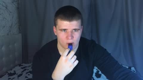 Snapshot of kittenmur chatting on January 21, 3:43 pm Vlad online show from January 21, 3:43 pm