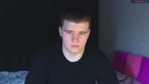 Snapshot of kittenmur chatting on March 10, 12:38 pm Vlad online show from March 10, 12:38 pm