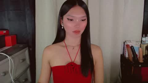 KITTY online show from April 22, 2:52 am