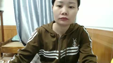 kitti_baby2x online show from February 10, 2:03 am