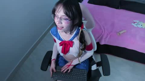 kumicatt  online show from March 30, 7:36 pm