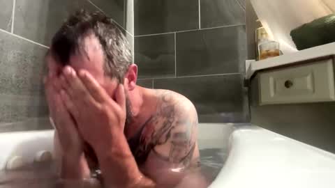 kittmatt31 online show from June 3, 1:19 am