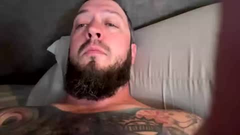 kittmatt31 online show from July 29, 1:44 pm