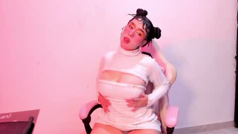 kitty__chs online show from June 28, 2:40 am