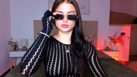 kitty_cut1ee_ online show from July 28, 6:44 am