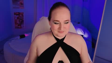 Snapshot of kitty_rest_ chatting on October 18, 3:49 pm Your Goddess Kate Follow me online show from October 18, 3:49 pm