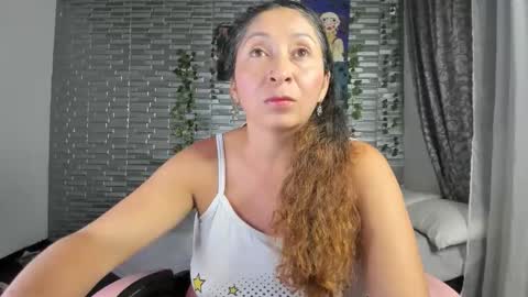 violet online show from November 4, 4:03 am