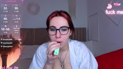 Shira online show from February 28, 11:53 pm