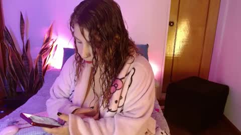 LAURA  help me reach 100likes online show from September 24, 6:42 am