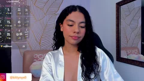 KittyNyx  online show from December 21, 11:56 pm