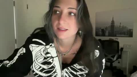 Snapshot of kittypurr79 chatting on December 16, 11:07 pm kittypurr79 online show from December 16, 11:07 pm
