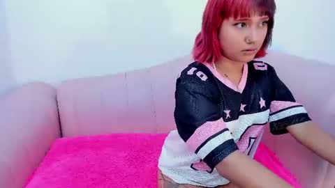 kittyred18 online show from July 8, 3:21 am