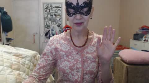 KiuminBerry online show from July 6, 2:25 pm