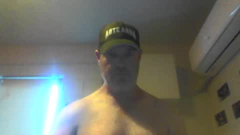 kiwiguy19773 online show from January 16, 6:14 am
