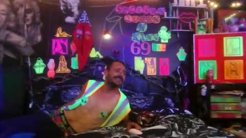 Daddy  His Splash Queen online show from April 19, 9:32 am