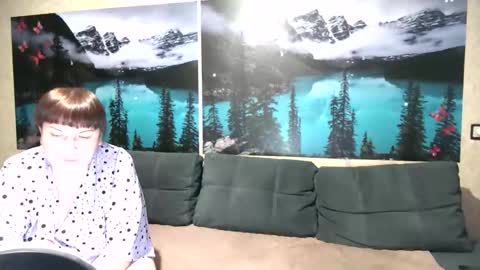 Kleosnow online show from September 21, 8:51 am