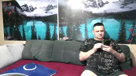 Kleosnow online show from February 3, 6:51 am