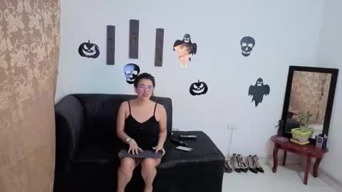 Kloe  online show from October 27, 10:37 am