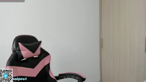 Camila Reyes online show from April 20, 12:41 pm