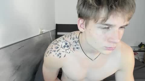 Adam online show from October 17, 2:26 am