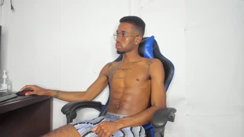 kofi online show from December 8, 2:14 am