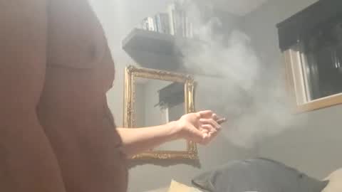 A Dick Ting online show from December 5, 3:50 am