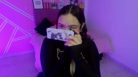 camila online show from April 21, 4:52 am