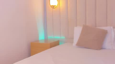 K O S M I C online show from February 4, 1:48 pm